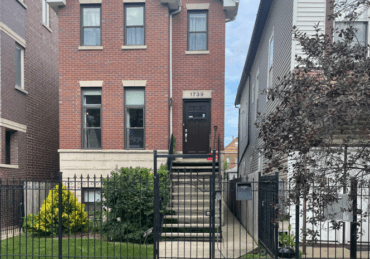 Freshly mowed lawn in Chicago Illinois