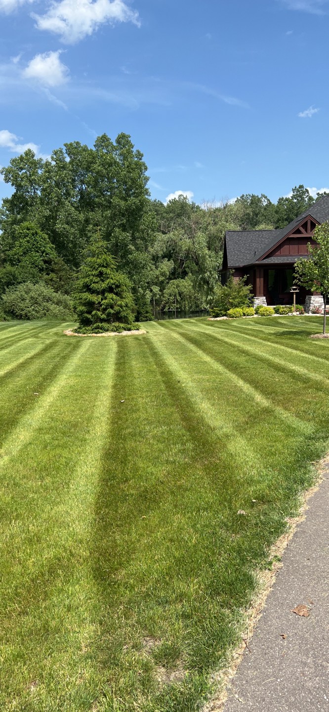 5-best-lawn-mowing-companies-in-cuyahoga-falls-oh-lawnguru-blog